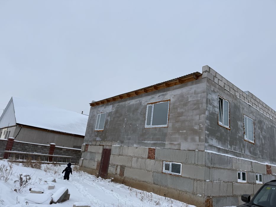 2 этажды үй сатылады