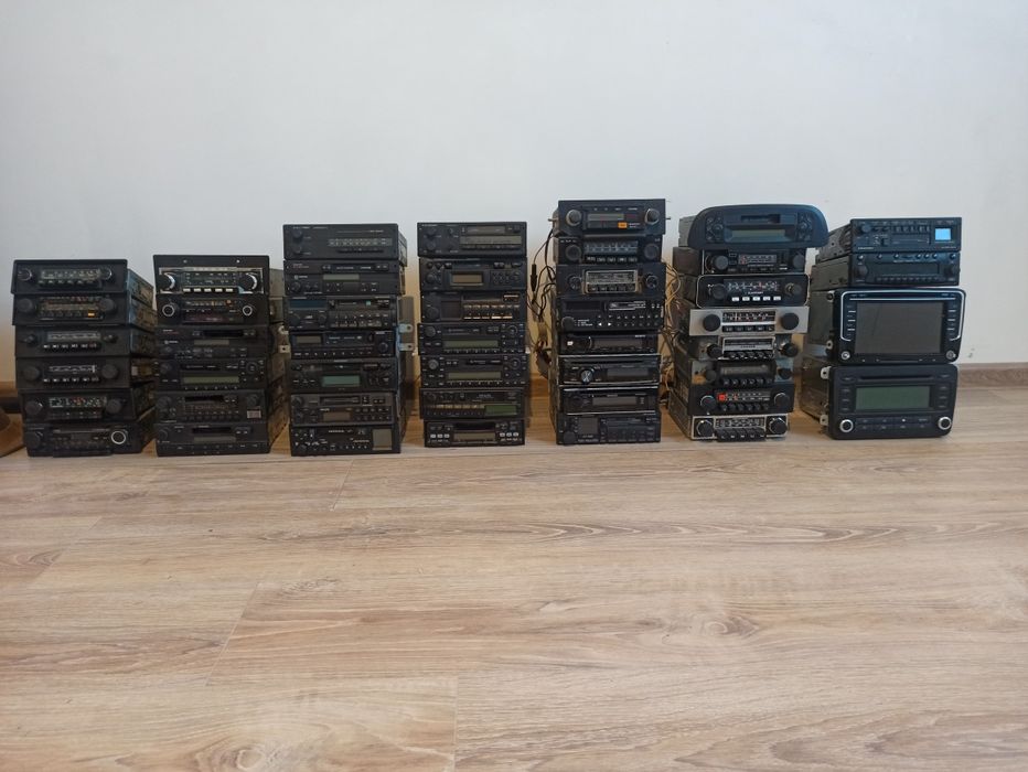 Casetofone auto citește anunțul