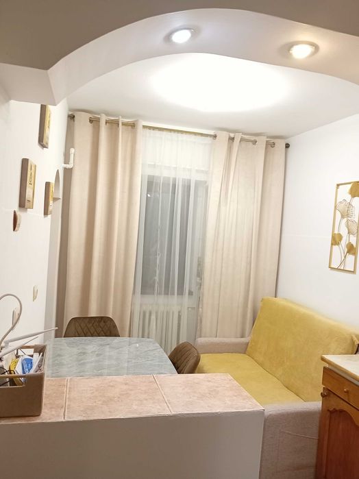 Ofer spre inchiriere garsoniera, amplasata in zona ultracentrala