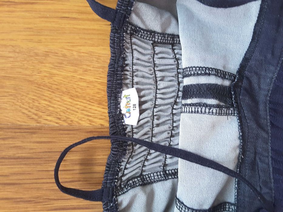 Елегантна тъмно синя рокля от тънък деним/до 128 см