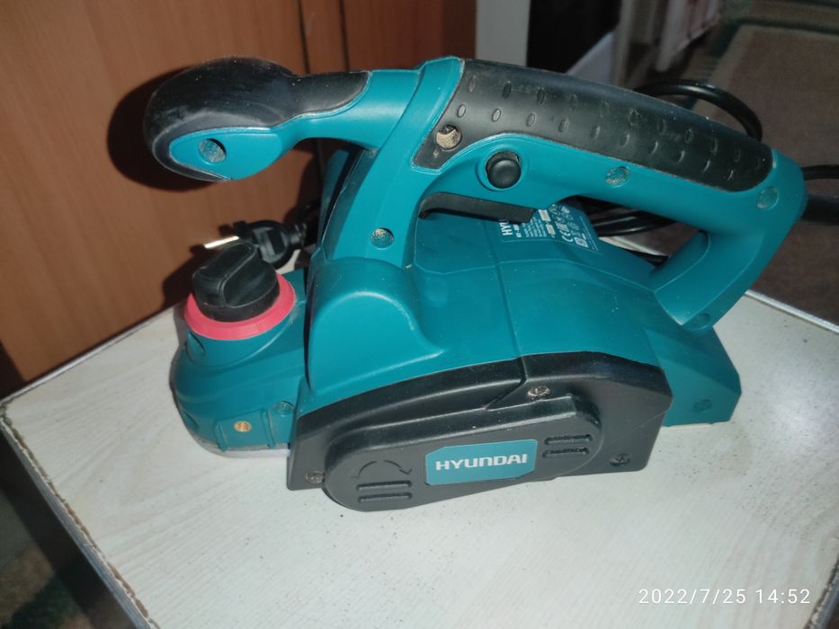 Электрорубанок HYUNDAI