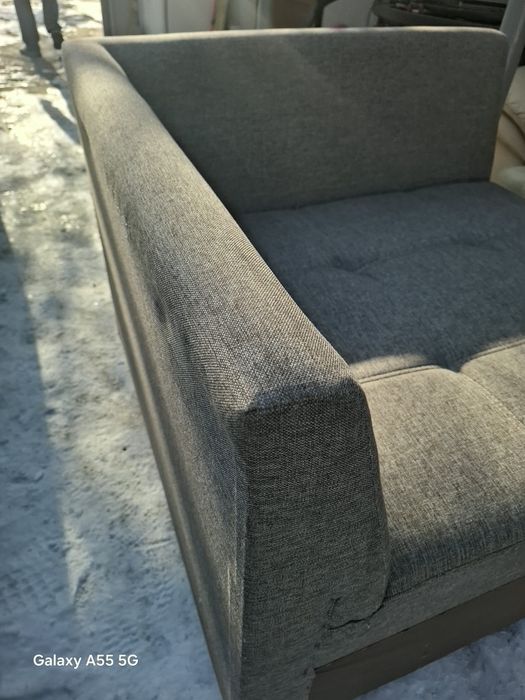 Продам кресло   угловую секцию дивана