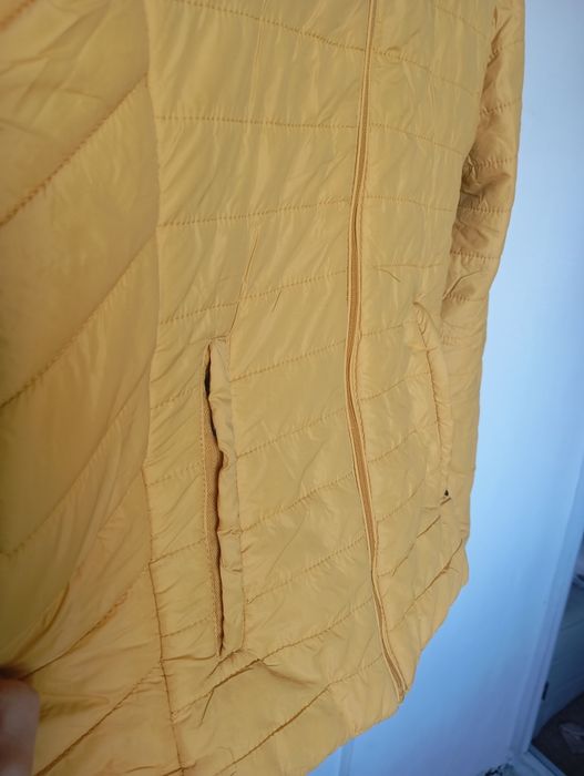 Geaca galbena Stradivarius Xs/34