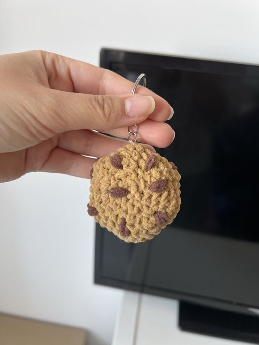 Fursec breloc crosetat amigurumi - cadou handmade