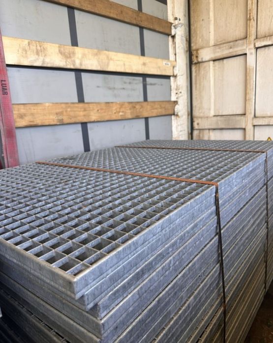 Gratare zincate galvanizate