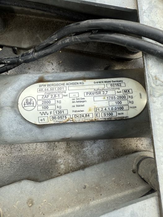 Vind remorcuta cu 2 axe