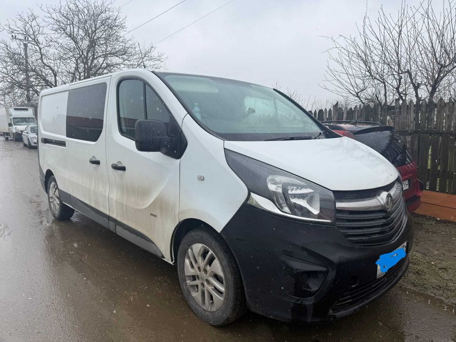 Dezmembrez Opel Vivaro 2016 Duba 1.6 biturbo