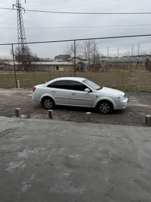 Jentra deska sotiladi