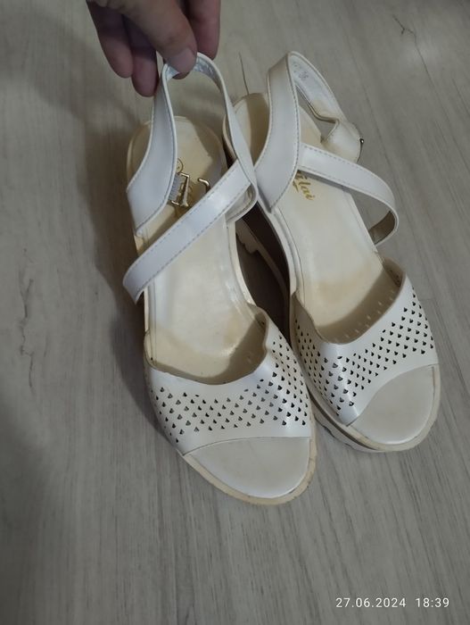 Сандали летние 2000тг