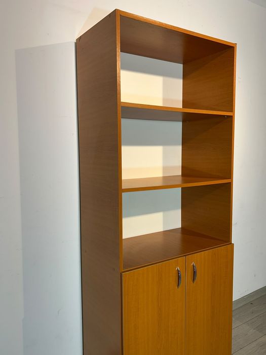 3 Buc. Bibliotecă 80 cm; Dulap Depozitare cu 2 Uși; Etajeră cu Rafturi