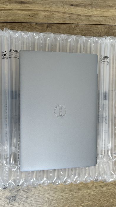 Лаптоп Dell Latitude 5320 FHD 13.3” Intel i5-1145G7 16GB RAM 256GB SSD