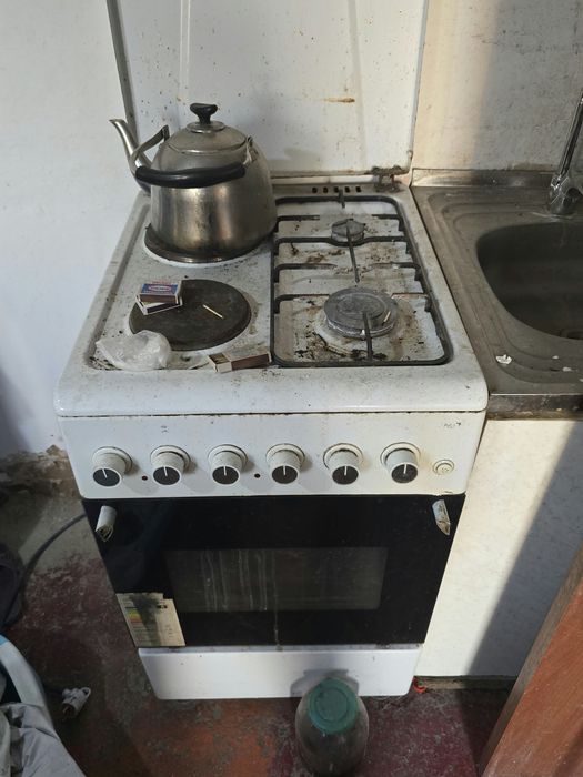 Диван газ плита меб