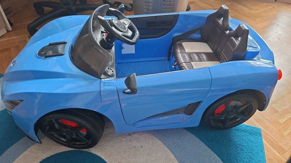 Детска кола, Акумолаторен автомобил