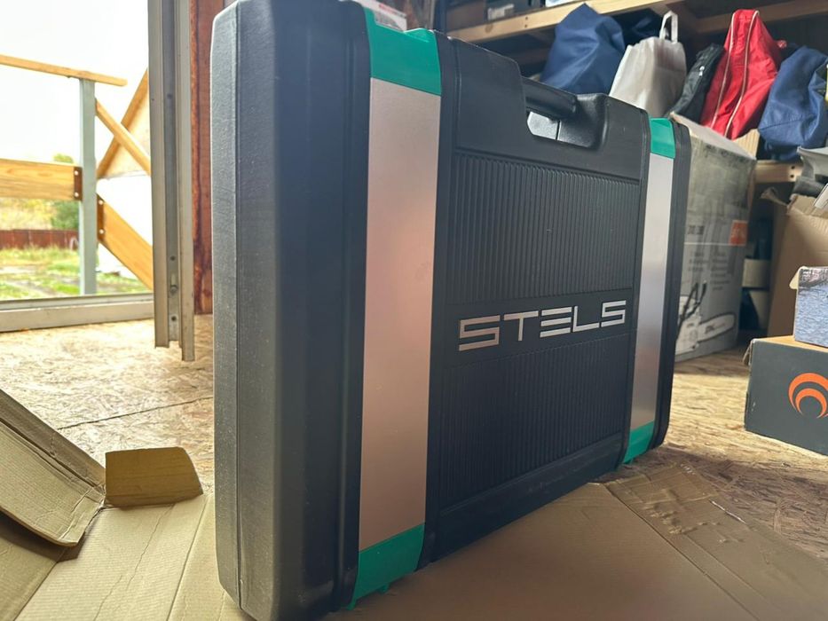 Продам набор инструментов Stels