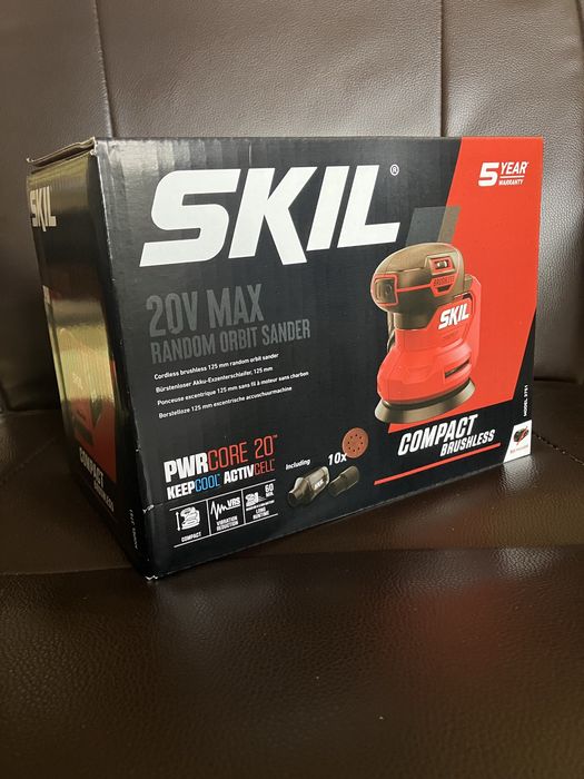 SKIL slefuitor cu excentric