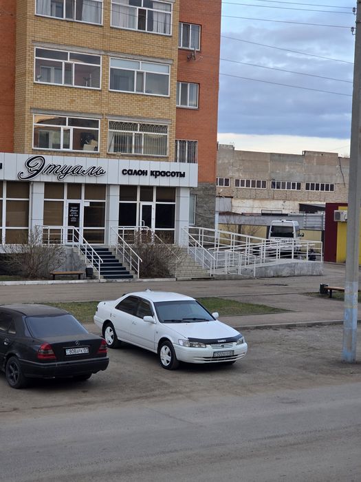 Тойота камри 20  2,2