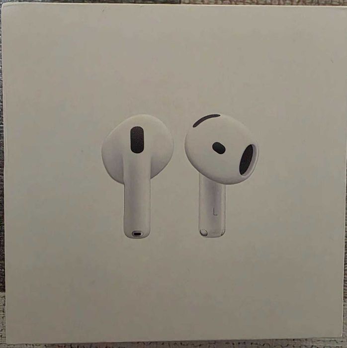 Продавам слушалки Apple Air Pods 4 не са ползвани.