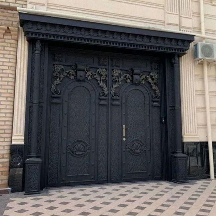 Darvoza boʻyash xizmati