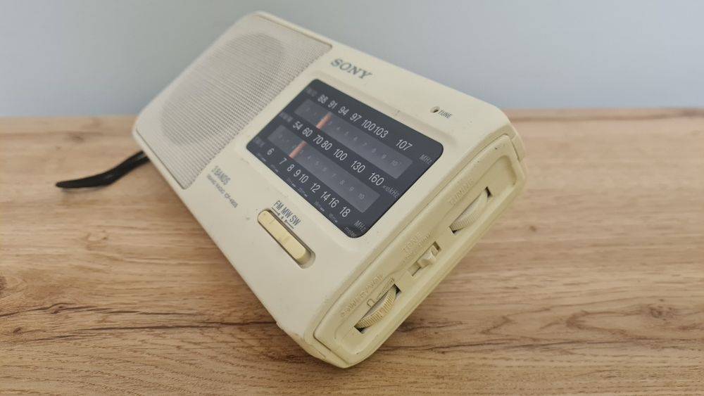 Радио  SONY ICF-490S