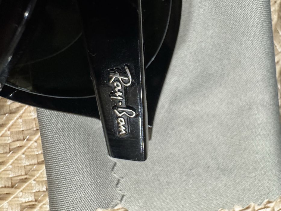 Нови очила Rayban