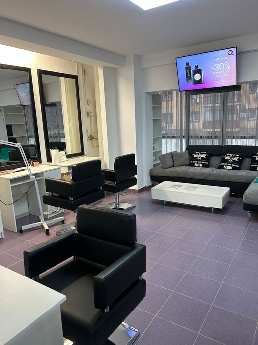 Salon  ofera spre inchiriere posturi de coafor,frizerie,manechiura

5