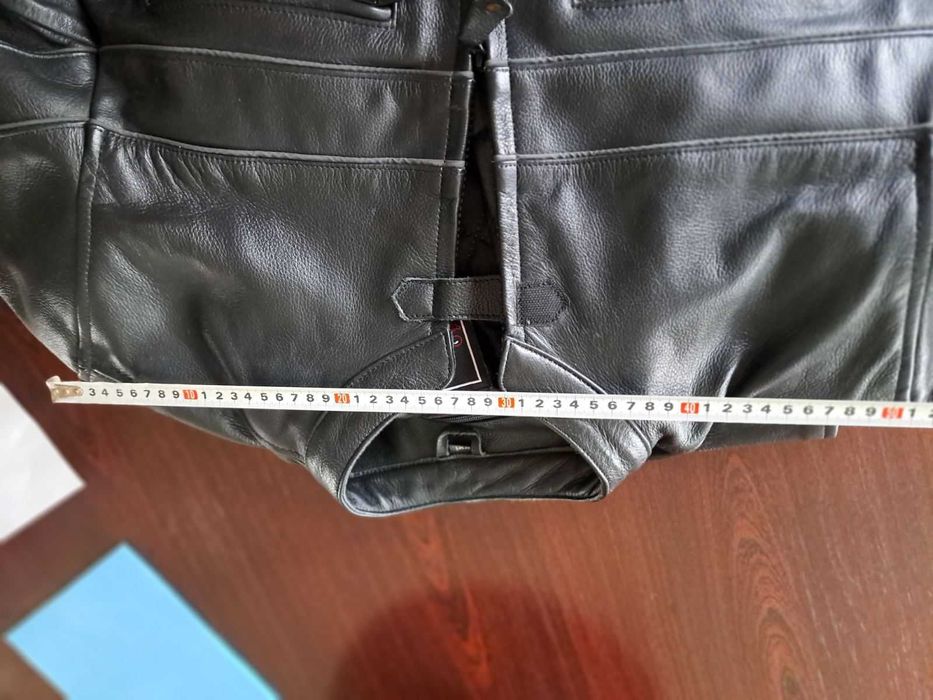 Мото яке от естествена кожа