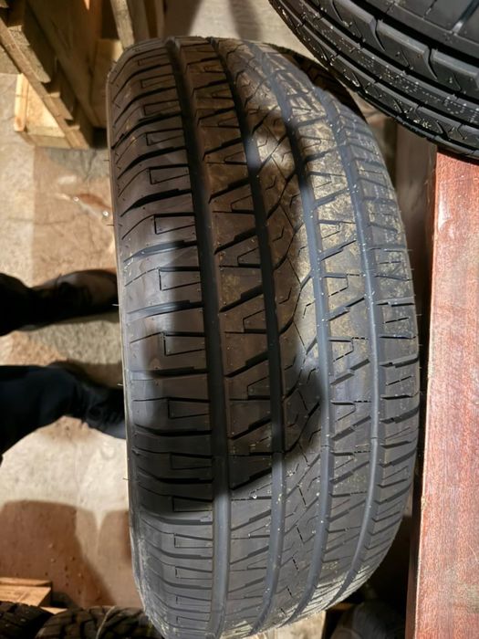 Продам шины комплект зима лето