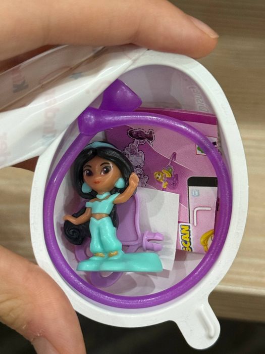 Kinder принцессы