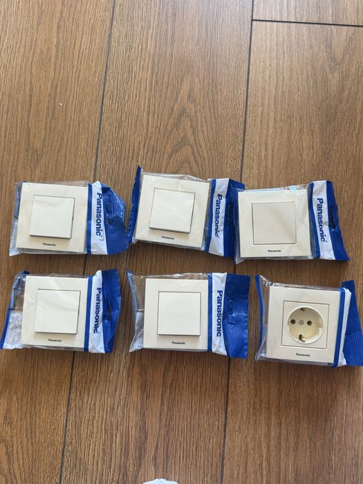 Еднополюсен ключ PANASONIC KARRE PLUS