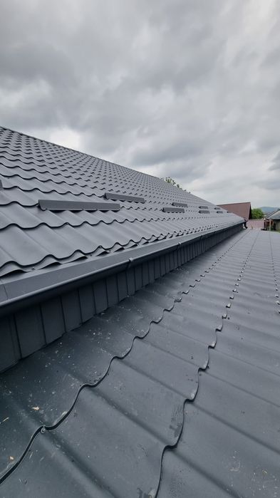 Firma acoperisuri complete meseriasi acoperis  reparatii urgente