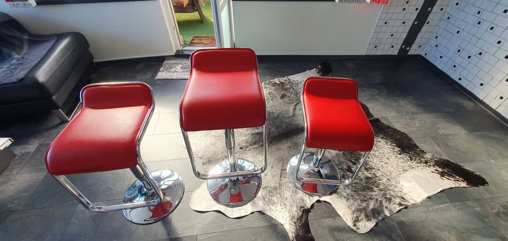 Бар столове в много добро състояние