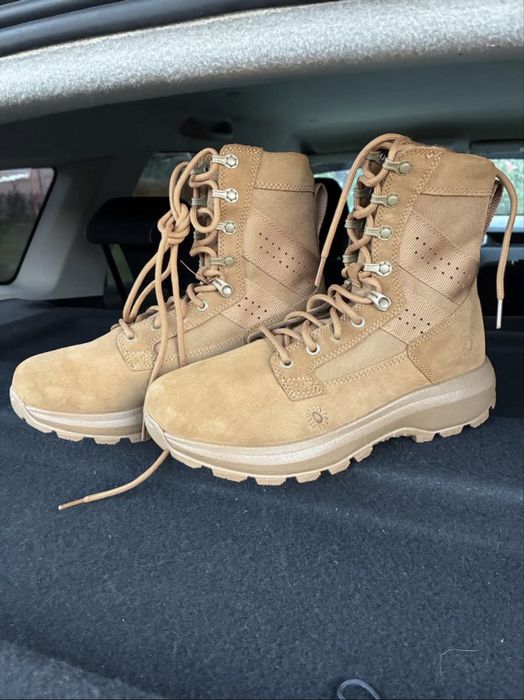 Bocanci militari Deckers 30cm 44/45