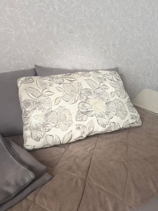 Продается диван угловой
