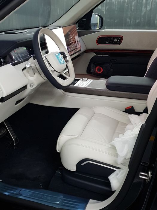 Zeekr 9x. Ultra. Full. 70 кВт·ч