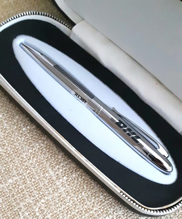 Ручка подарочная