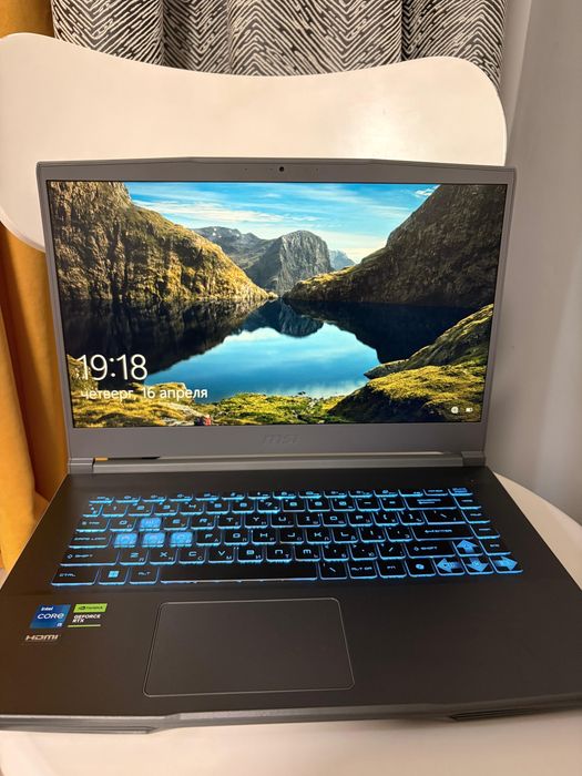 Ноутбук MSI Thin 15