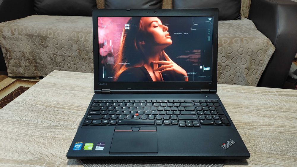 Laptop Lenovo ThinkPad L560 - i5/16GB RAM/SSD 256GB