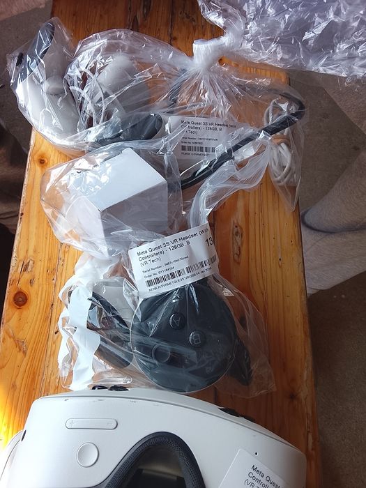 Ochelari vr meta quest 3 s noi