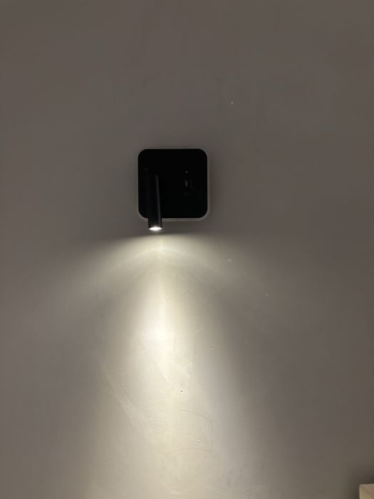 Настенный бра  лед + USB