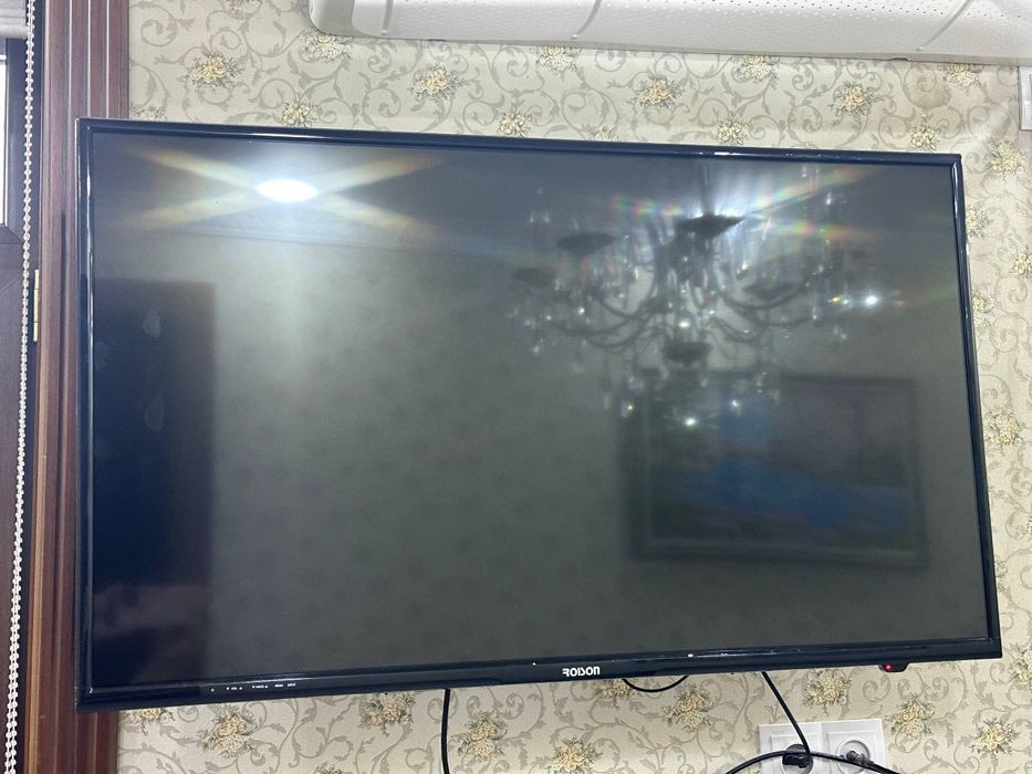 Roison 42 dyum LED Televizor (Smart emas, 4 yillik, Ishlashi zo'r)
