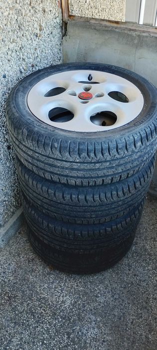 Летни гуми с джанти 15-ки, за Алфа 146,5