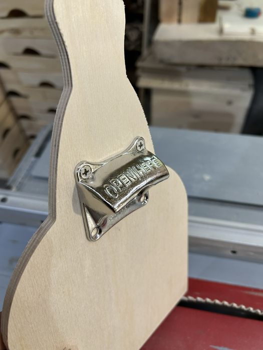 Стенна отварачка за бутилки