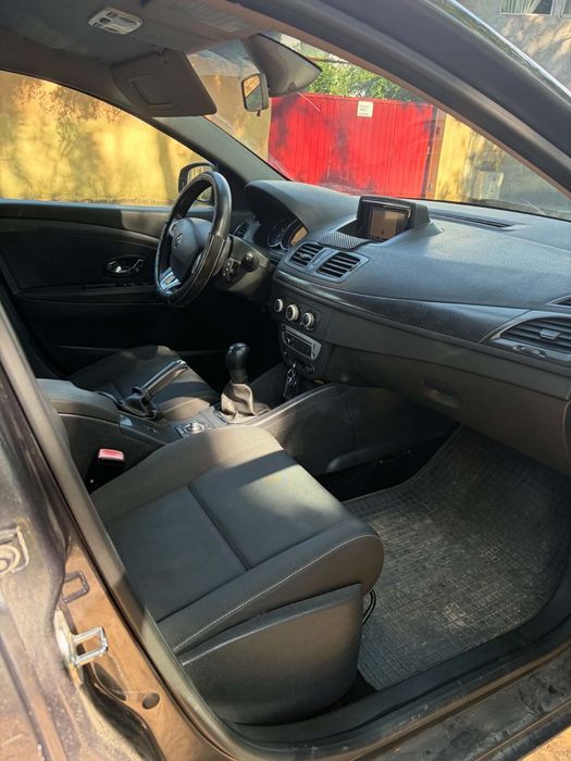 RENAULT Megane 2012 — imagine 3