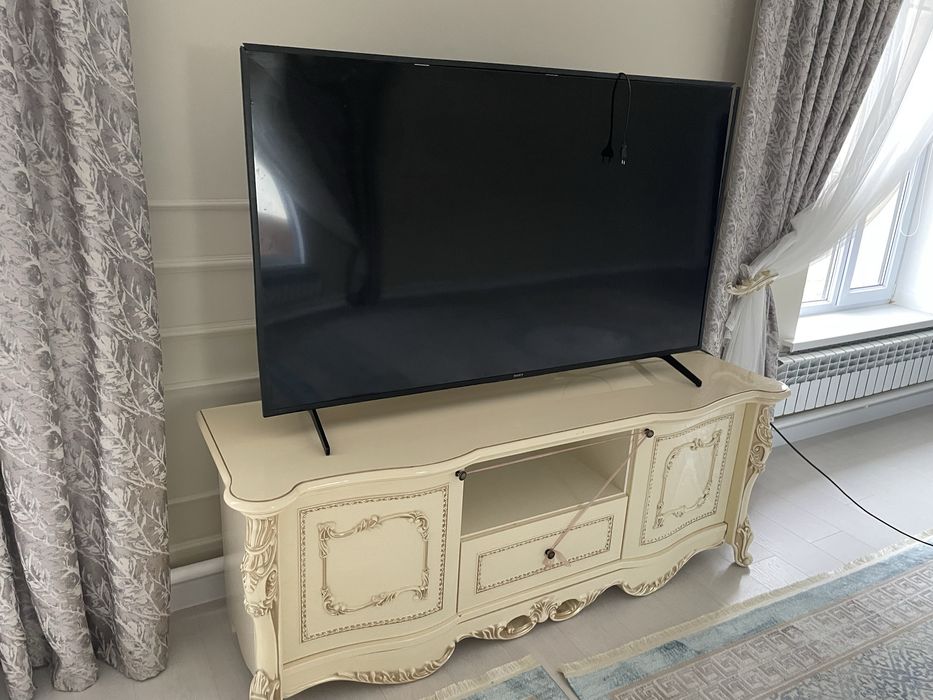 Sony Телевизор подставкксымен