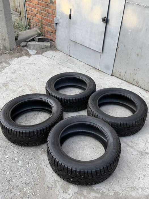 Компоект резины зима 205/55R16 Nokian