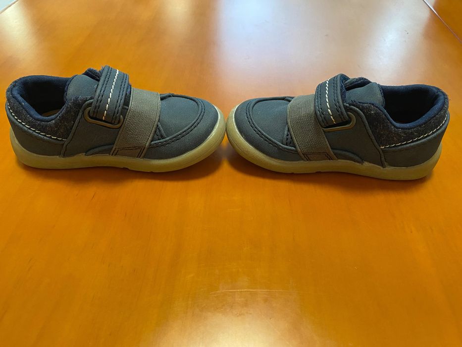 Обувки за прохождане размер 19, неизползвани