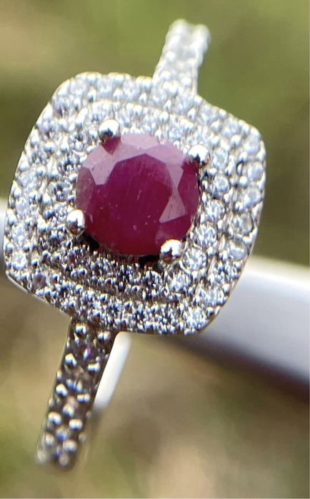 Сребърен пръстен с естествен рубин