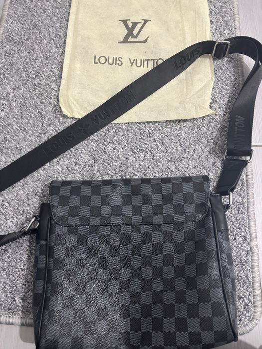 Louis vuitton чантичка