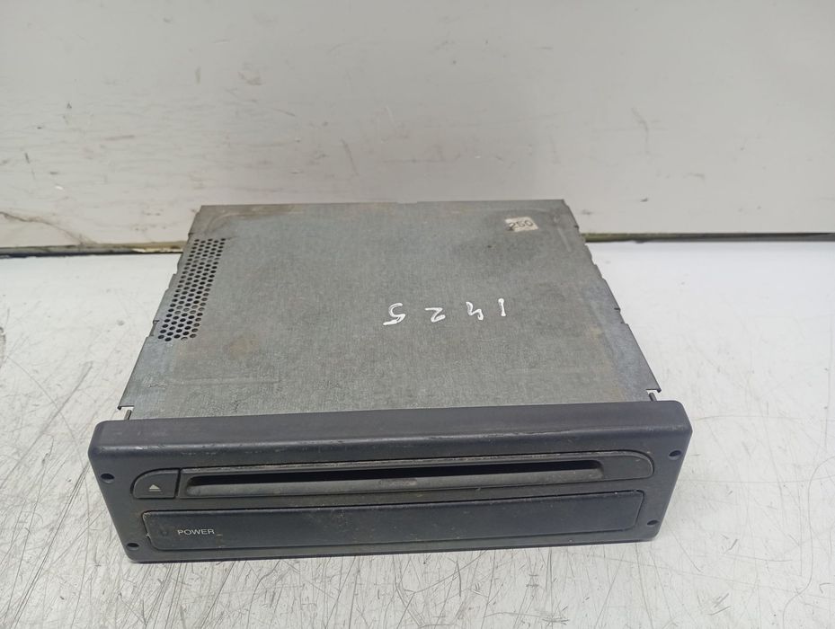 Navigatie 964720328000 Peugeot 607 1 (2000 - 2004) 2.2 hdi 4HX DW12TED4