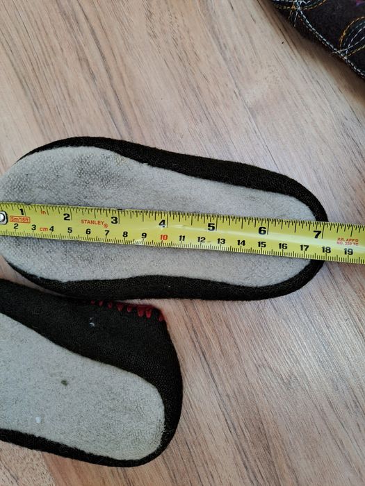 Везани ръчно терлици/пантофи